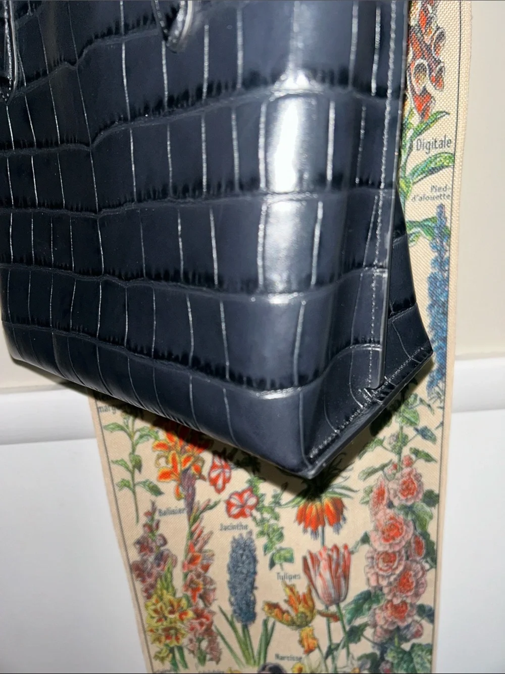 Coach Willow Tote 24, Croc-Embossed, silver hardware, Like new, never use